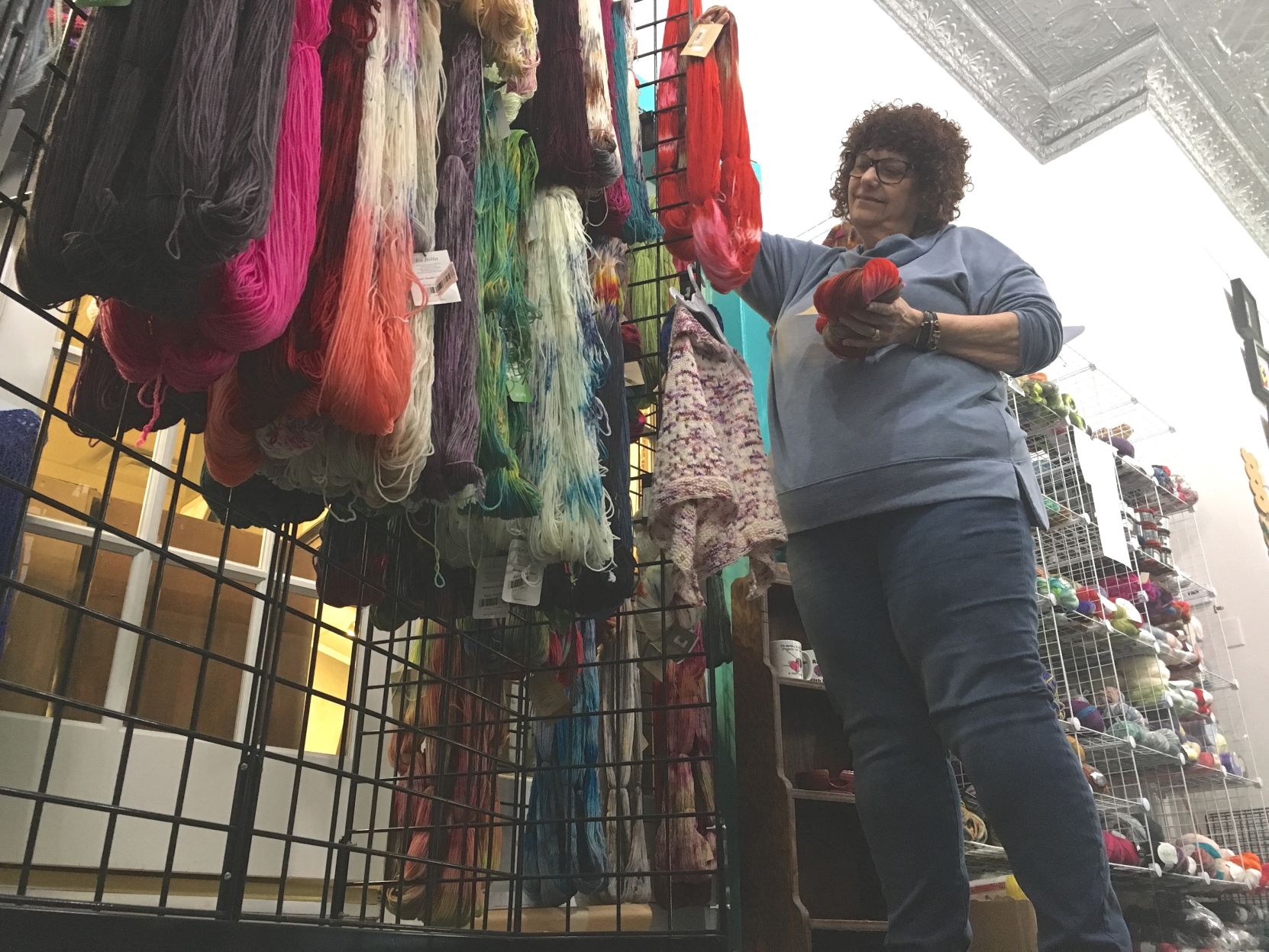yarn closing